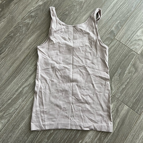 Lululemon Seek Simplicity Tank (2 ways) - Picture 5 of 7